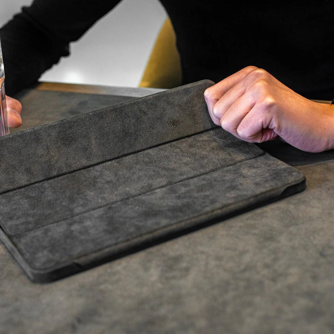 Alcanside | iPad Pro 2024 (11 inch) Alcantara Cover | Space Grey