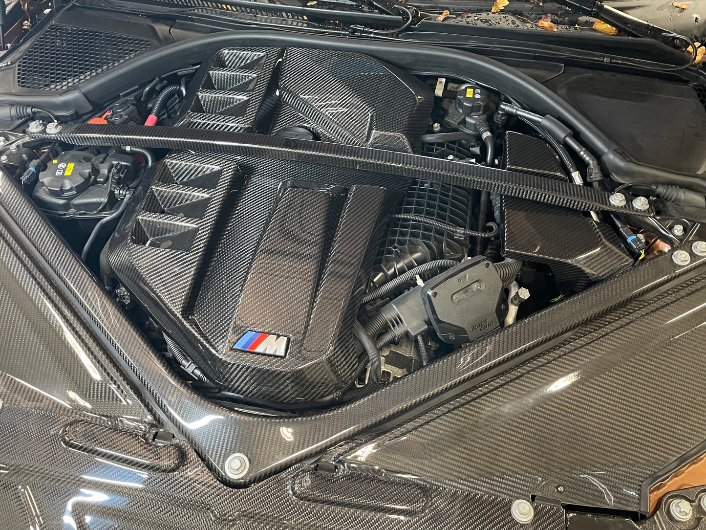 Carbon Engine cover S58