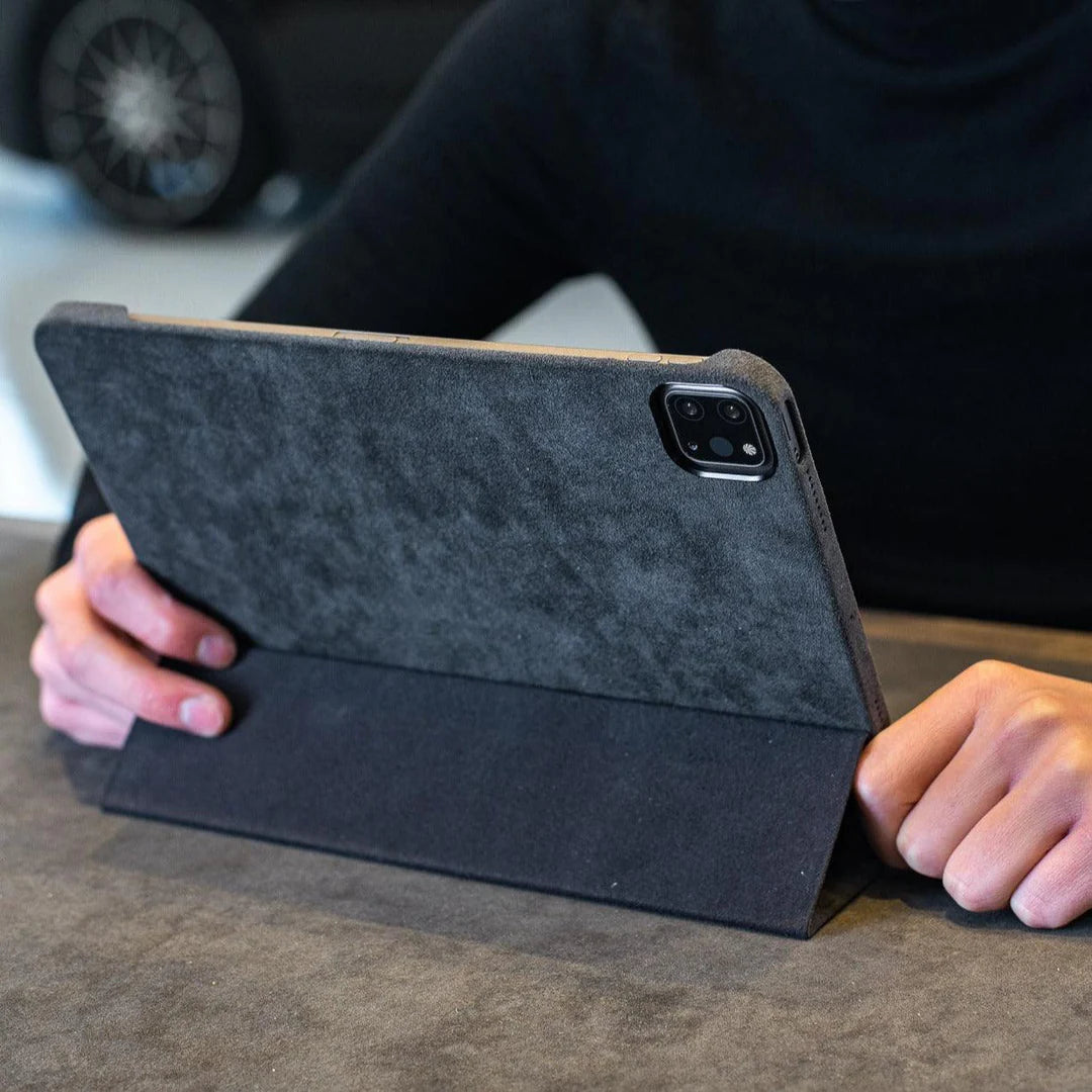 Alcanside | iPad Air 2024 (11 inch) Alcantara Cover | Space Grey