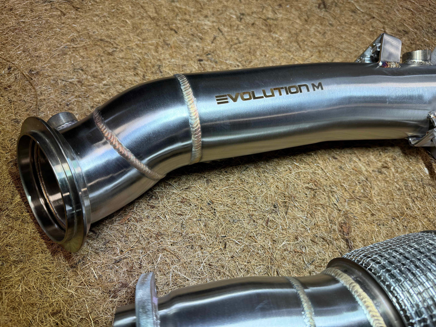 EVOLUTION M | BMW G8x M2 / M3 / M4 Downpipes (catless or 200 cell)