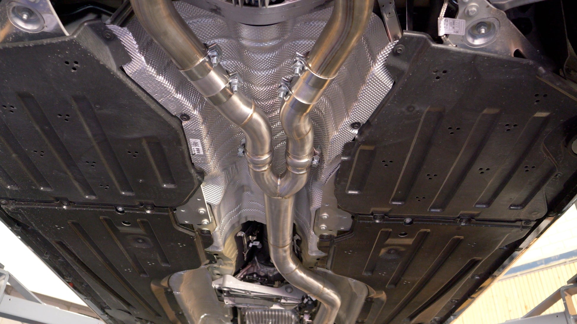 BMW Single Midpipe | Single Mid-Pipe Exhaust Modification | AutoTopNL